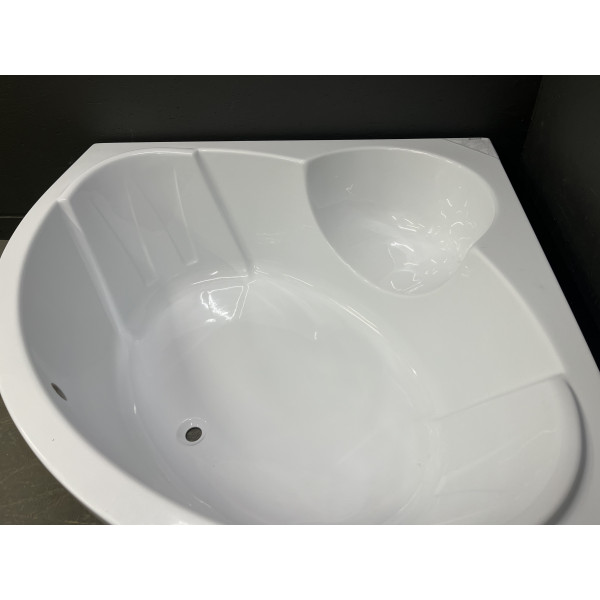 Ванна акриловая Vayer Kaliope 150x150
