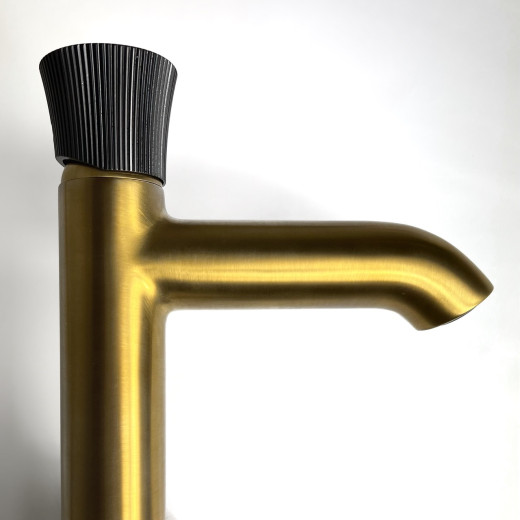 Смеситель для раковины Domus без донного клапана, матовое золото PVD