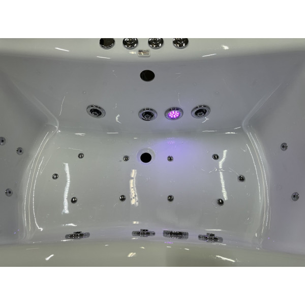 Гидромассажная акриловая ванна Xenia 160x75 Relisan хром