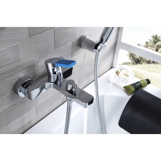 Смеситель Lemark Aura LM0614C для ванны, с коротким изливом, дивертор с кер. пласт, хром